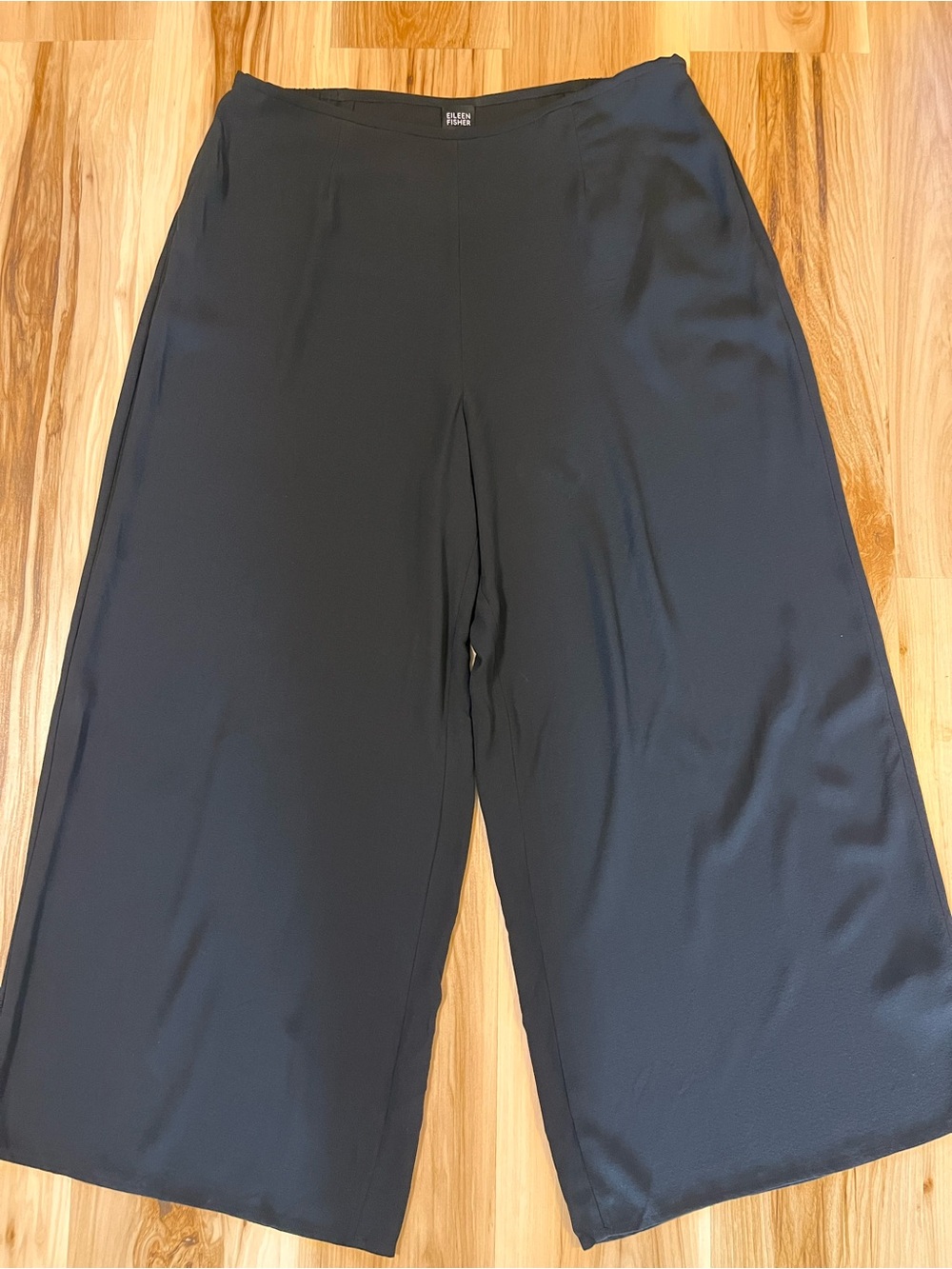 Eileen Fisher Large L 100% Silk Crepe Black Wide Leg Drape Pants Minimalist Luxe